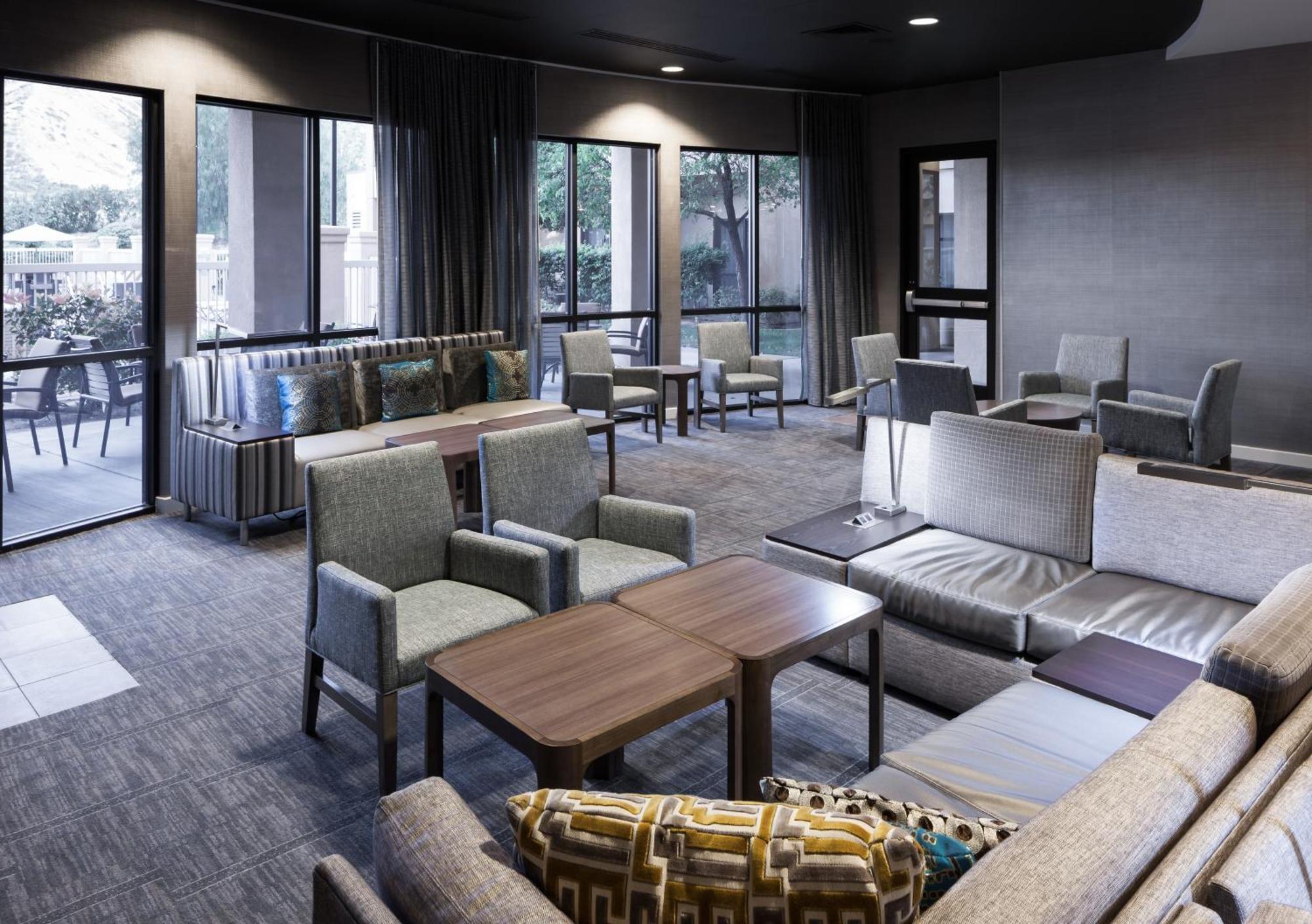 Courtyard By Marriott Santa Clarita Valencia Hotel Exterior foto