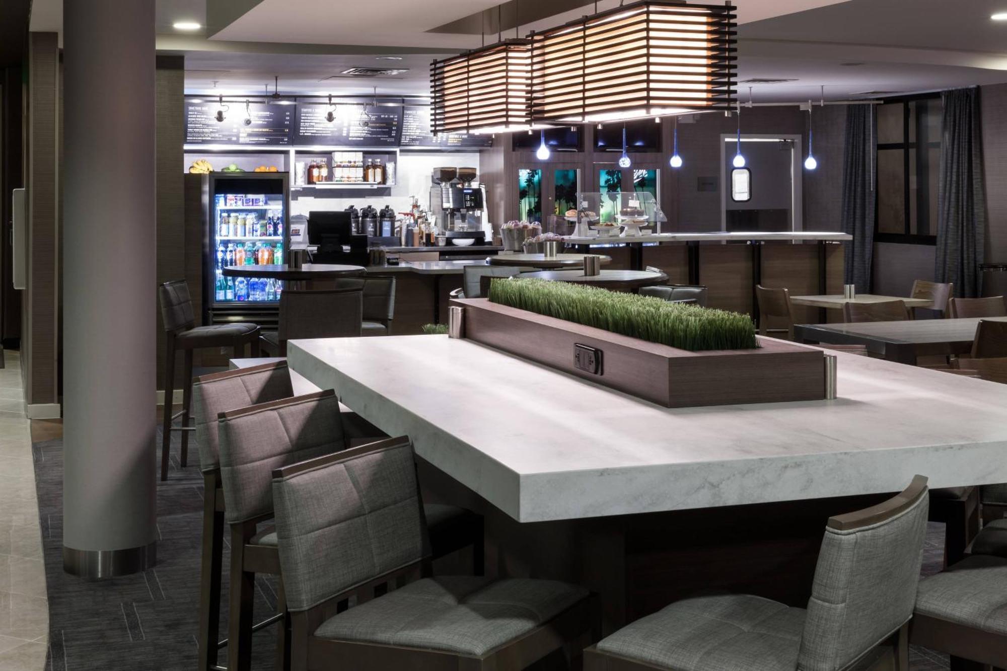 Courtyard By Marriott Santa Clarita Valencia Hotel Exterior foto